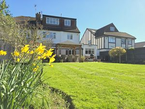 Photo 1- click for photo gallery